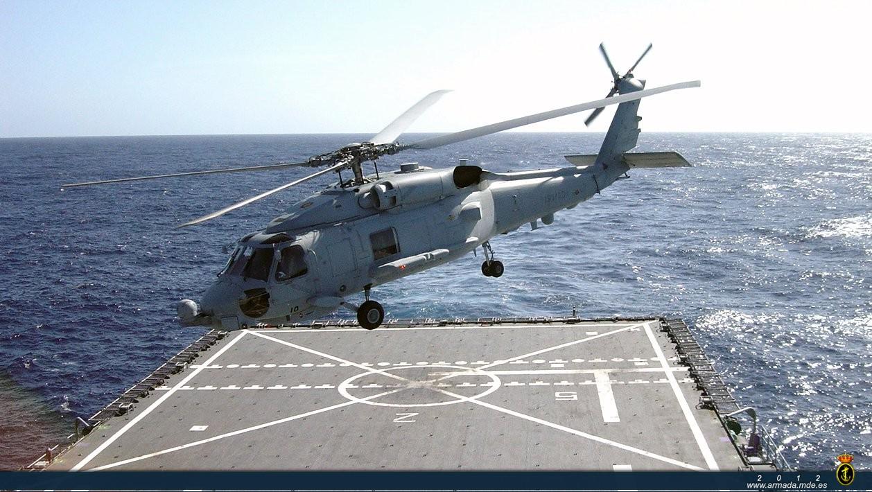 Helicóptero SH-60B de la 10ª Escuadrilla