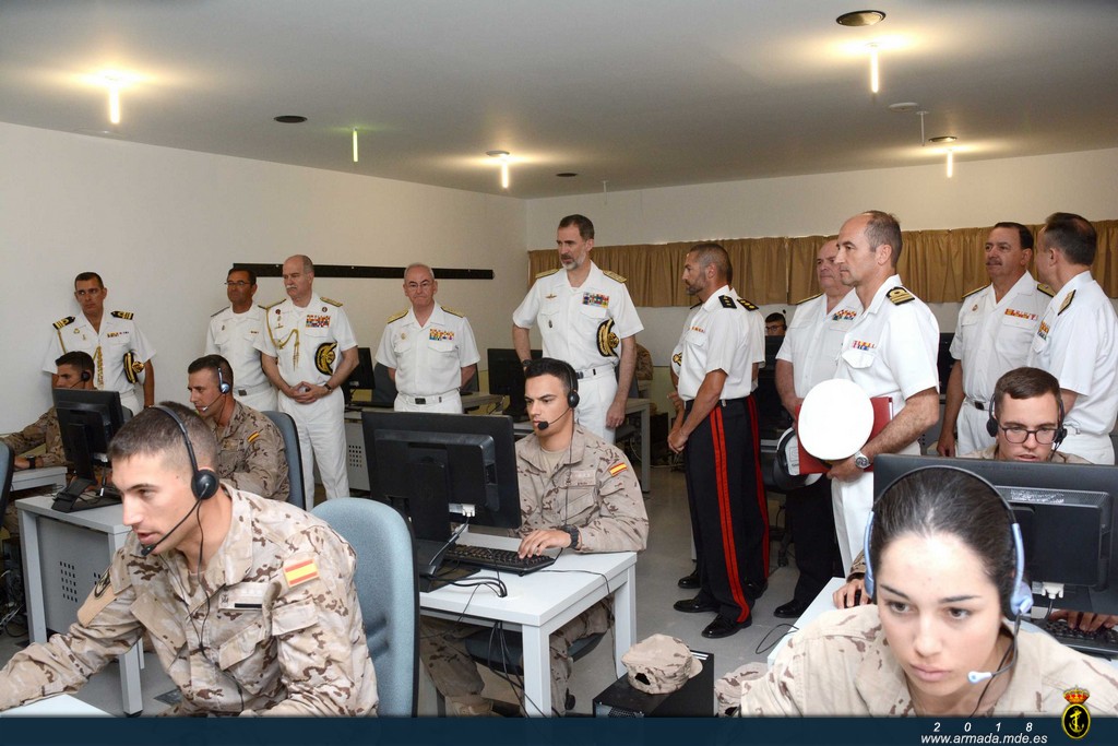 Visita de SM el Rey a Unidades de la Armada en Cartagena_EIMGAF