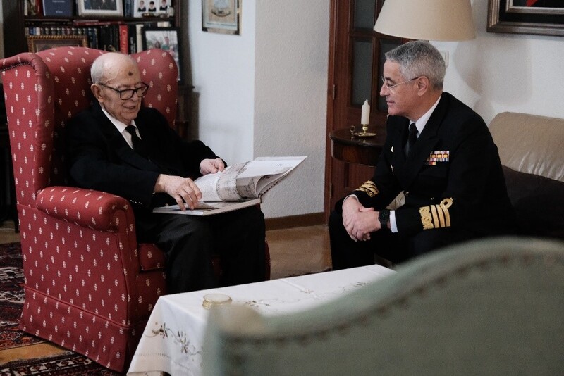 El AJEMA durante su visita al Almirante General Romero Caramelo