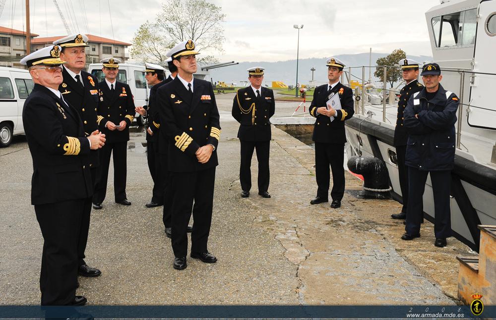 El Ajema visita las instalaciones de la Escuela Naval
