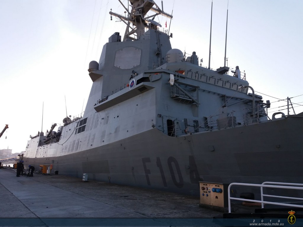 La Fragata "Méndez Núñez" comienza su despliegue con la Armada de los Estados Unidos